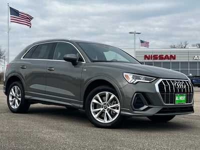 2023 Audi Q3 S line Premium