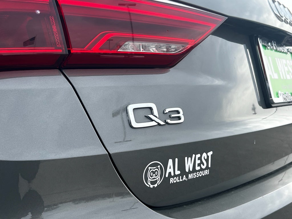 2023 Audi Q3 S line Premium